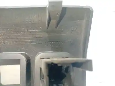 Pezzo di ricambio per auto di seconda mano modanatura per peugeot 206 fastback (2a/c) 2.0 hdi 90 riferimenti oem iam 9625038877  