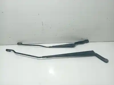 Pièce détachée automobile d'occasion BRAS D'ESSUIE-GLACE AVANT GAUCHE pour PEUGEOT 206 FASTBACK (2A/C) 2.0 HDI 90 Références OEM IAM 6429R9  