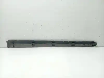 Автозапчасти б/у задние молдинги за peugeot 206 fastback (2a/c) 2.0 hdi 90 ссылки oem iam 8546e7 8546l0 9625100677