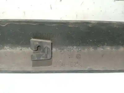 Автозапчасти б/у задние молдинги за peugeot 206 fastback (2a/c) 2.0 hdi 90 ссылки oem iam 8546e7 8546l0 9625100677