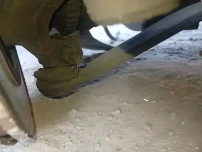 Автозапчастина б/у передній лівий нижний рычаг підвіски для peugeot 206 fastback (2a/c) 2.0 hdi 90 посилання на oem iam 3520g8  