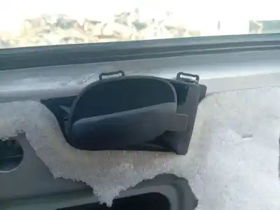 Second-hand car spare part interior right front handle for peugeot 206 fastback (2a/c) 2.0 hdi 90 oem iam references 914480