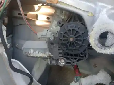 Автозапчастина б/у регулятор переднього правого скла для peugeot 206 fastback (2a/c) 2.0 hdi 90 посилання на oem iam 9222e7  