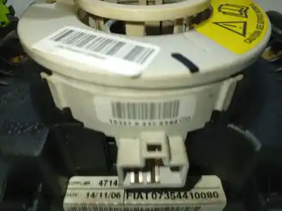Second-hand car spare part steering wheel switch for fiat stilo multi wagon (192_) 1.9 jtd oem iam references 07354410080  