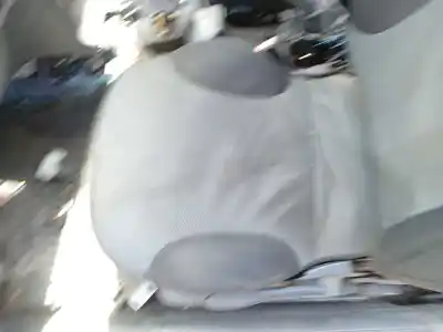 Pezzo di ricambio per auto di seconda mano sedile anteriore sinistro per fiat stilo multi wagon (192_) 1.9 jtd riferimenti oem iam 6132adi  