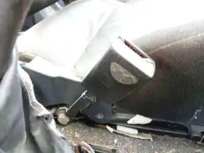 Pezzo di ricambio per auto di seconda mano gancio cintura anteriore sinistro per fiat stilo multi wagon (192_) 1.9 jtd riferimenti oem iam   