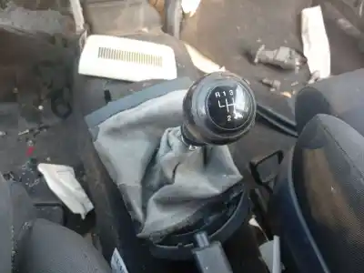 Автозапчасти б/у РЫЧАГ ПЕРЕКЛЮЧЕНИЯ ПЕРЕДАЧ за SEAT CORDOBA (6L2)  ссылки OEM IAM 1J0711112E 6Q0711265AN / 6Q0711266AE 6Q0711050B / 6Q0711061