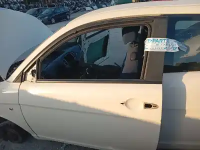 Автозапчастина б/у ліве передне вікно для lancia ypsilon (843_) 1.2 (843.axb1a) посилання на oem iam 51705239