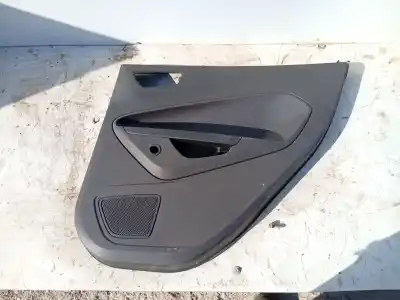 Peça sobressalente para automóvel em segunda mão FORRA / REVESTIMENTO DA PORTA TRASEIRA DIREITA por FORD FIESTA VI (CB1, CCN) 1.0 ECOBOOST Referências OEM IAM 8A61A27406A  