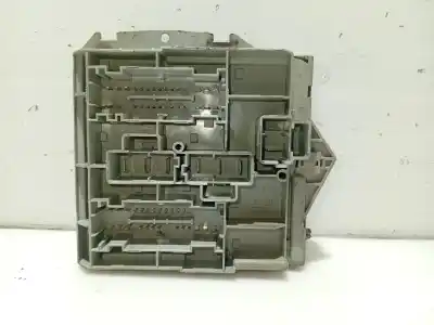 Second-hand car spare part fuse box unit for lancia ypsilon (843_) 1.2 (843.axb1a) oem iam references 51724649 57657 