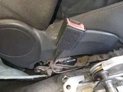 Автозапчасти б/у ЛЕВЫЙ ПЕРЕДНИЙ КРЮК РЕМНЯ за FORD MONDEO IV SEDÁN (BA7) 2.0 TDCI ссылки OEM IAM 1778752  