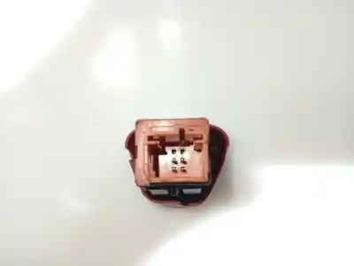 Peça sobressalente para automóvel em segunda mão interruptor 4 piscas - emergência por citroen c3 i (fc_, fn_) 1.4 i referências oem iam 6554l8  96405776kr Peça sobressalente para automóvel em segunda mão interruptor 4 piscas - emergência por citroen c3 i (fc_, fn_) 1.4 i referências oem iam 6554l8  96405776kr