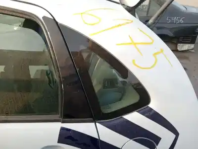 Pezzo di ricambio per auto di seconda mano VETRO DI CUSTODIA POSTERIORE SINISTRO per CITROEN C3 I (FC_, FN_) 1.4 I Riferimenti OEM IAM 9203EZ  