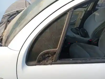 Pezzo di ricambio per auto di seconda mano CUSTODIA LUNA DAVANTI A SINISTRA per CITROEN C3 I (FC_, FN_) 1.4 I Riferimenti OEM IAM 9201C0  