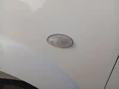 Piesă de schimb auto la mâna a doua LAMPA LATERALA STÂNGA pentru CITROEN C3 I (FC_, FN_) 1.4 I Referințe OEM IAM 632574  