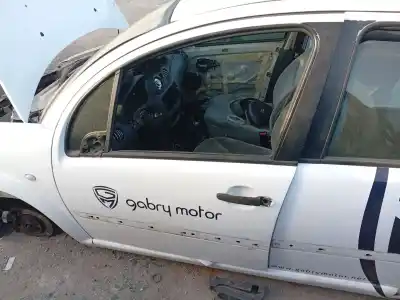 Piesă de schimb auto la mâna a doua USA din FATA stânga pentru CITROEN C3 I (FC_, FN_) 1.4 I Referințe OEM IAM 9002V1  