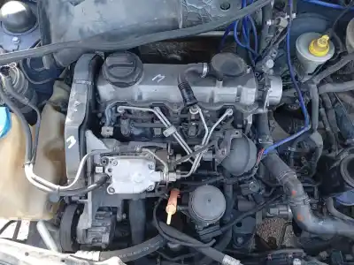 Pezzo di ricambio per auto di seconda mano Testata motore per SEAT IBIZA II (6K1) 1.9 TDI Riferimenti OEM IAM 038103351B  