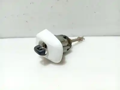Second-hand car spare part LEFT FRONT DOOR LOCK for TOYOTA AURIS RANCHERA FAMILIAR (_E18_) 1.8 HYBRID (ZWE186_) OEM IAM references 6905202230  