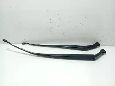 Second-hand car spare part LEFT FRONT WINDSHIELD WIPER ARM for TOYOTA AURIS RANCHERA FAMILIAR (_E18_) 1.8 HYBRID (ZWE186_) OEM IAM references 8522102310  