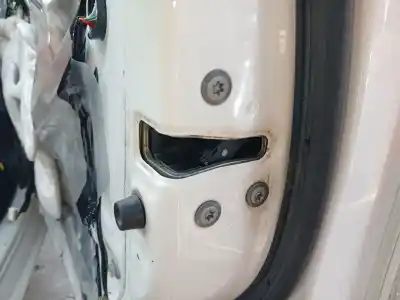 Автозапчасти б/у замок передней правой двери за toyota auris ranchera familiar (_e18_) 1.8 hybrid (zwe186_) ссылки oem iam 6903005130