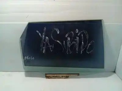 Автозапчастина б/у задне праве скло для toyota auris ranchera familiar (_e18_) 1.8 hybrid (zwe186_) посилання на oem iam 6810302360  