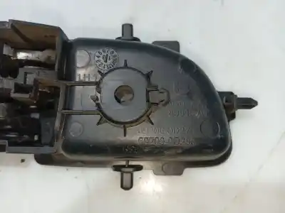 Автозапчасти б/у левая задняя внутренняя ручка за toyota auris ranchera familiar (_e18_) 1.8 hybrid (zwe186_) ссылки oem iam 692060d270  692060d280