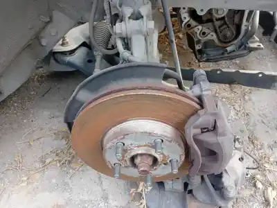 Автозапчасти б/у передняя правая кулачка за toyota auris ranchera familiar (_e18_) 1.8 hybrid (zwe186_) ссылки oem iam 4321105090