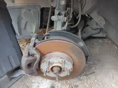 Автозапчасти б/у передняя левая кулачка за toyota auris ranchera familiar (_e18_) 1.8 hybrid (zwe186_) ссылки oem iam 4321205090