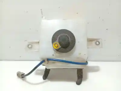 Автозапчасти б/у бак тормозной жидкости за toyota auris ranchera familiar (_e18_) 1.8 hybrid (zwe186_) ссылки oem iam 4722012300