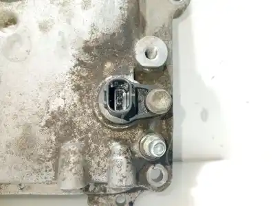 Автозапчасти б/у крышка качества за toyota auris ranchera familiar (_e18_) 1.8 hybrid (zwe186_) ссылки oem iam 112010t090  1120137040