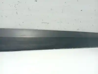 Peça sobressalente para automóvel em segunda mão moldura da porta dianteira direita por kia picanto 1.1 cat referências oem iam 8772207000  