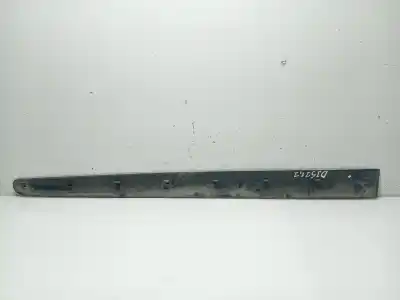 Peça sobressalente para automóvel em segunda mão moldura da porta dianteira direita por kia picanto 1.1 cat referências oem iam 8772207000  