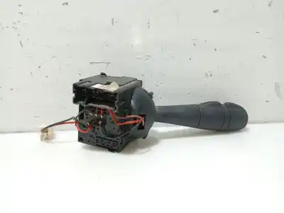 Pièce détachée automobile d'occasion commande de clignotants pour dacia sandero ii 1.5 dci références oem iam 255679575r  