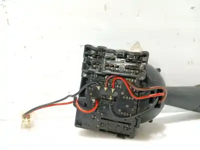 Pièce détachée automobile d'occasion commande de clignotants pour dacia sandero ii 1.5 dci références oem iam 255679575r  