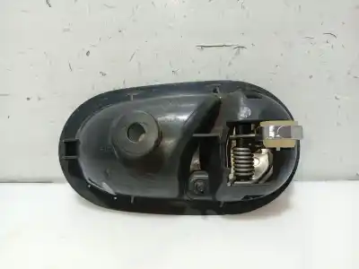Pièce détachée automobile d'occasion poignée intérieure arrière gauche pour dacia sandero ii 1.5 dci références oem iam 806717698r  806718771r