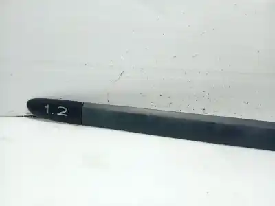 Peça sobressalente para automóvel em segunda mão moldagem por renault clio iii business referências oem iam   8200072237f
