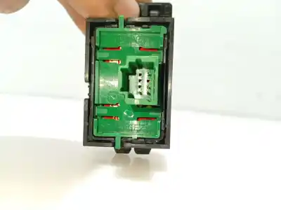 Pièce détachée automobile d'occasion bouton interrupteur pour dacia sandero ii 1.5 dci références oem iam 251560996r  