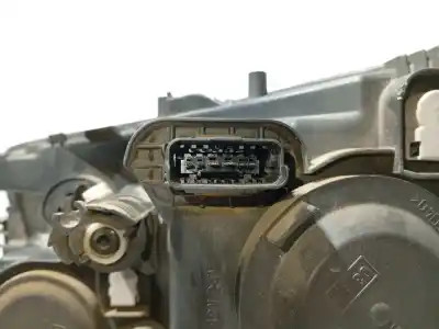 Tweedehands auto-onderdeel rechts koplamp voor dacia sandero ii 1.5 dci oem iam-referenties 260105344r 90114431a 260103529r