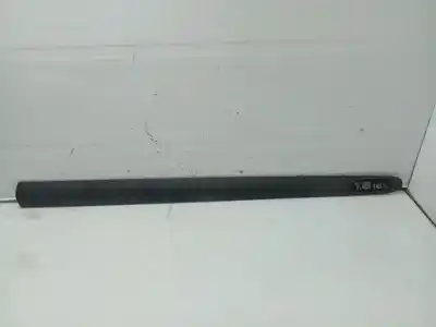 Second-hand car spare part decorative moulding for renault megane i (ba0/1_) 1.6 16v (ba04, ba0b, ba11, ba1j, ba16, ba19, ba1k, ba1v,... oem iam references 7700430882