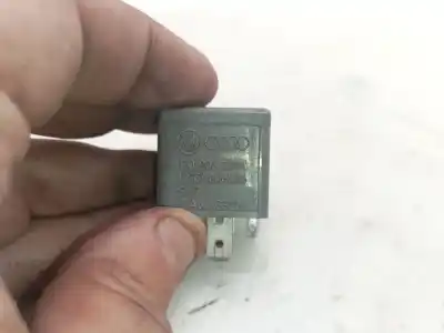 Second-hand car spare part relay for seat toledo ii (1m2) 1.9 tdi oem iam references 4b0955531a 72wa401 