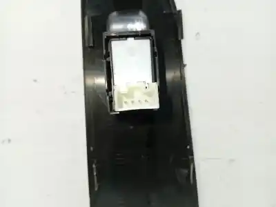 Автозапчасти б/у выключатель переднего правого окна за skoda superb ii (3t4) 2.0 tdi ссылки oem iam 5j0959855  3t1867172