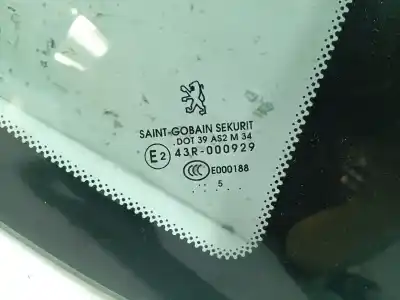 Автозапчасти б/у луна защита задняя справа за peugeot 407 sw (6e_) 2.0 hdi 135 ссылки oem iam 43r000929  8569nl Автозапчасти б/у луна защита задняя справа за peugeot 407 sw (6e_) 2.0 hdi 135 ссылки oem iam 43r000929  8569nl