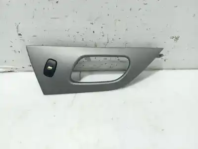 Pièce détachée automobile d'occasion Commande De Lève Vitre Arrière Gauche pour PEUGEOT 407 SW (6E_) 2.0 HDI 135 Références OEM IAM 964692997702 100667397  Pièce détachée automobile d'occasion Commande De Lève Vitre Arrière Gauche pour PEUGEOT 407 SW (6E_) 2.0 HDI 135 Références OEM IAM 964692997702 100667397