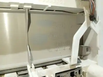 Автозапчасти б/у передний салонный свет за opel astra h (a04) 1.7 cdti (l48) ссылки oem iam 13111824 13111872 13112203