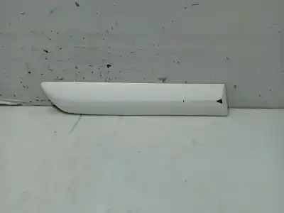 Peça sobressalente para automóvel em segunda mão moldura da porta traseira direita por nissan almera ii hatchback (n16) 2.2 di referências oem iam 82870bm700