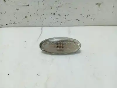Peça sobressalente para automóvel em segunda mão farolim do lado direito por nissan almera ii hatchback (n16) 2.2 di referências oem iam 26160bm400