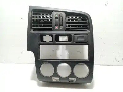 Pezzo di ricambio per auto di seconda mano modanatura per nissan primera (p11) 2.0 16v riferimenti oem iam 682602f900