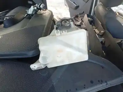 Peça sobressalente para automóvel em segunda mão depósito do limpa vidros por chevrolet aveo / kalos fastback (t250, t255) 1.2 referências oem iam 95991490