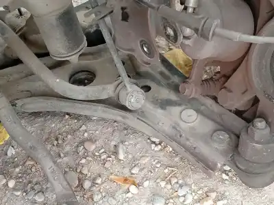 Peça sobressalente para automóvel em segunda mão braço de suspensão inferior dianteiro direito por chevrolet aveo / kalos fastback (t250, t255) 1.2 referências oem iam 96870466