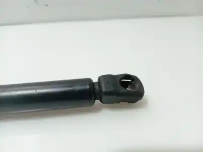 Автозапчастина б/у амортизатор капота для audi a3 (8l1) 1.9 tdi посилання на oem iam 8lo823359   Автозапчастина б/у амортизатор капота для audi a3 (8l1) 1.9 tdi посилання на oem iam 8lo823359